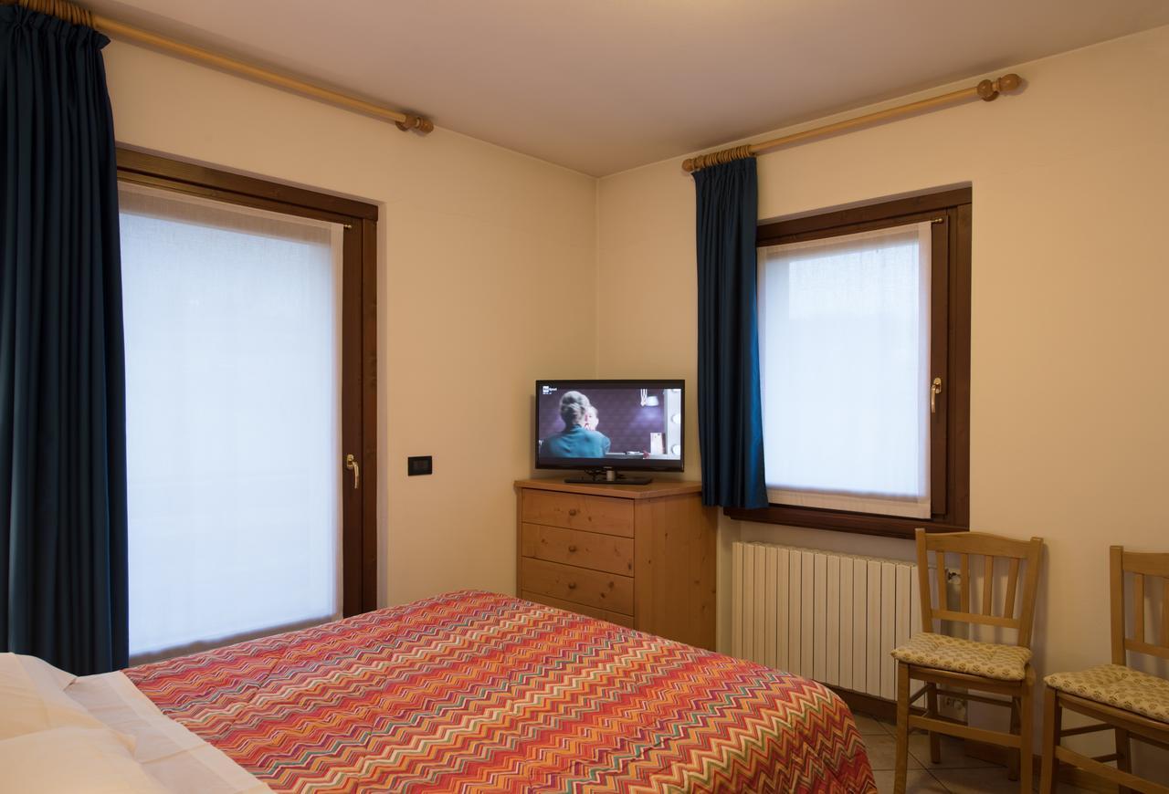 Apartamento Casa Le Rondini Valdisotto Exterior foto